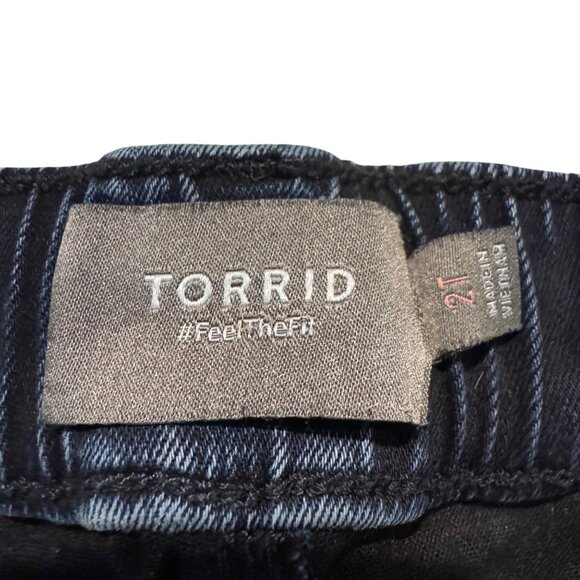 Torrid Elastic Waist Dark Wash Straight Leg Jeans Women's Size 2T Cotton Blend - Picture 5 of 6